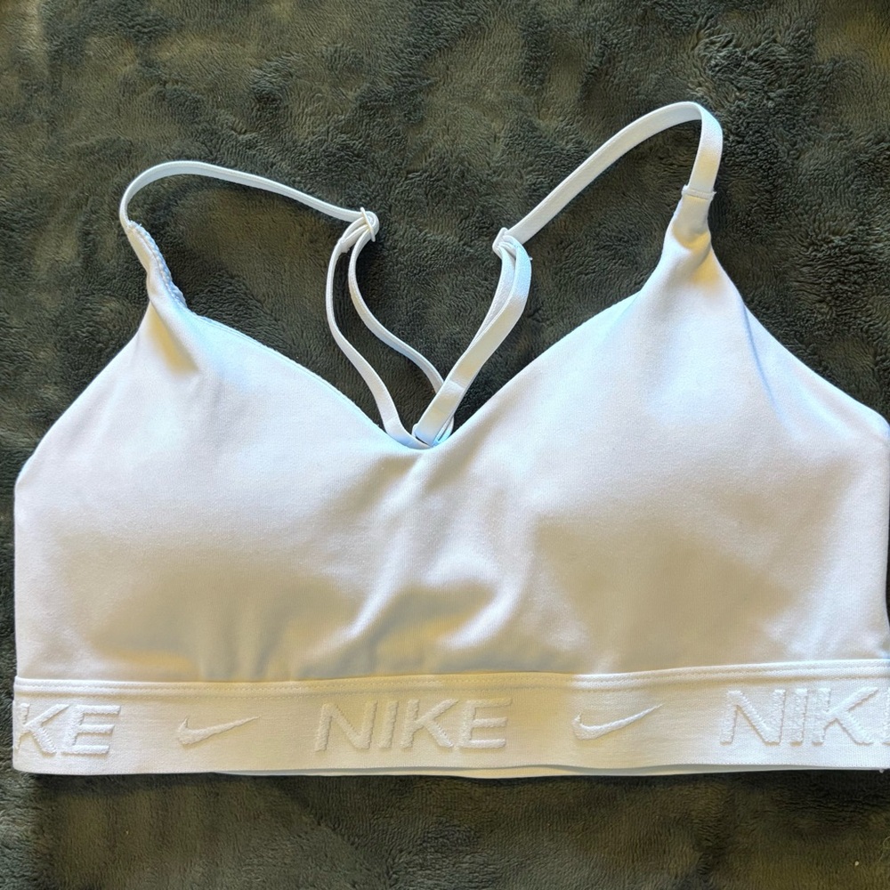 White Nike Indy Light-Support Padded V-Neck Sports Bra, XS